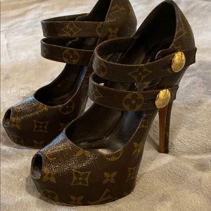 Louis Vuitton shoes